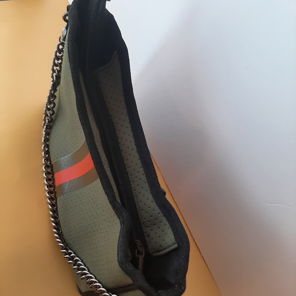 Haute Shore Blair Avenue Neoprene Crossbody Bag Premium Neoprene Collection - Picture 14 of 16